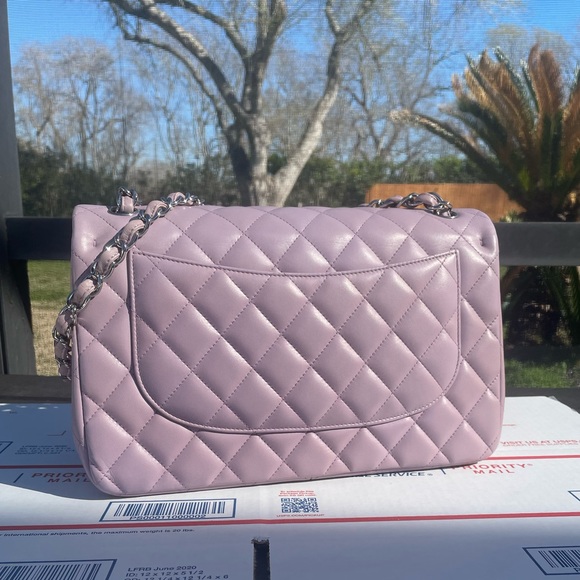 💜💜Chanel Mauve Classic Double Flap Jumbo Bag - Picture 2 of 11